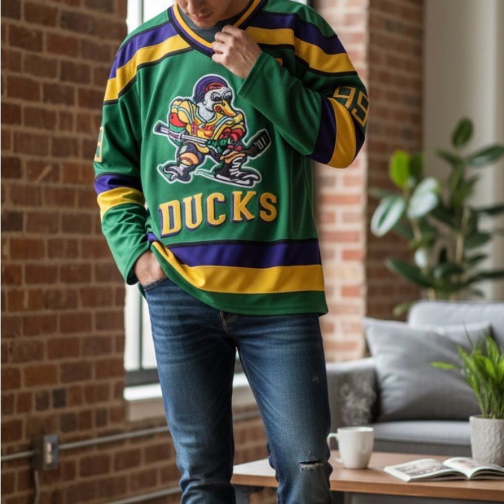 Vintage Mighty Ducks Conway 96 Hockey Jersey Green Purple Size Small